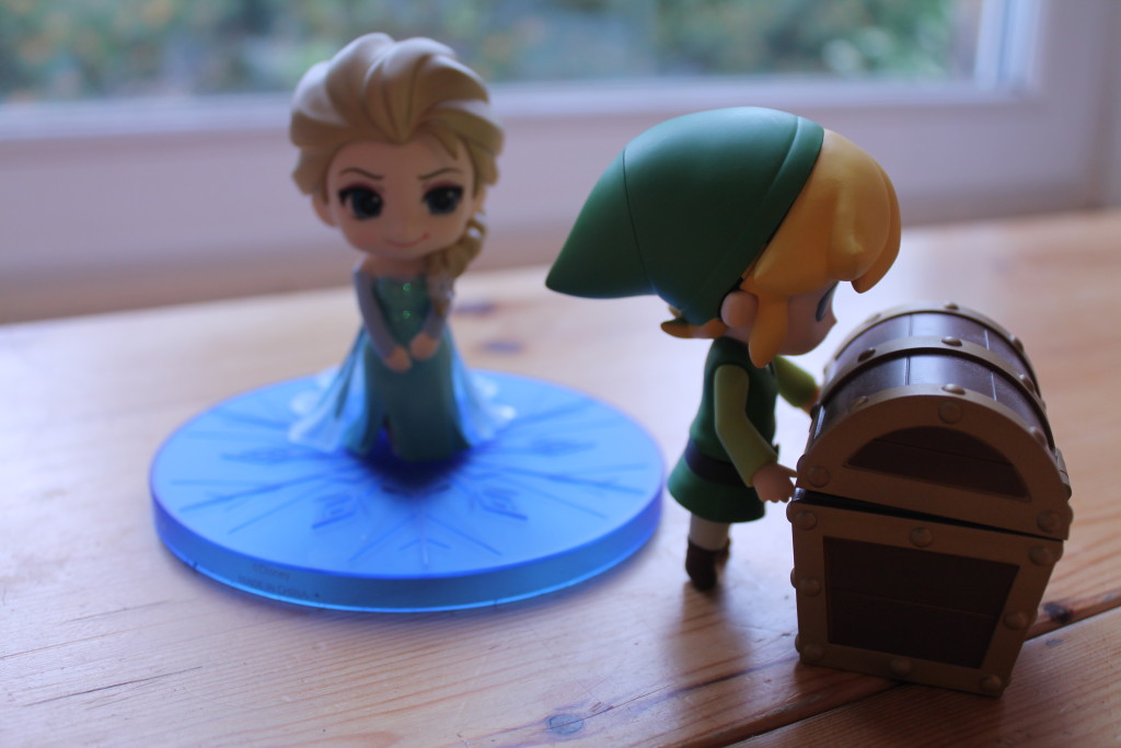 Link has a present for the Queen.